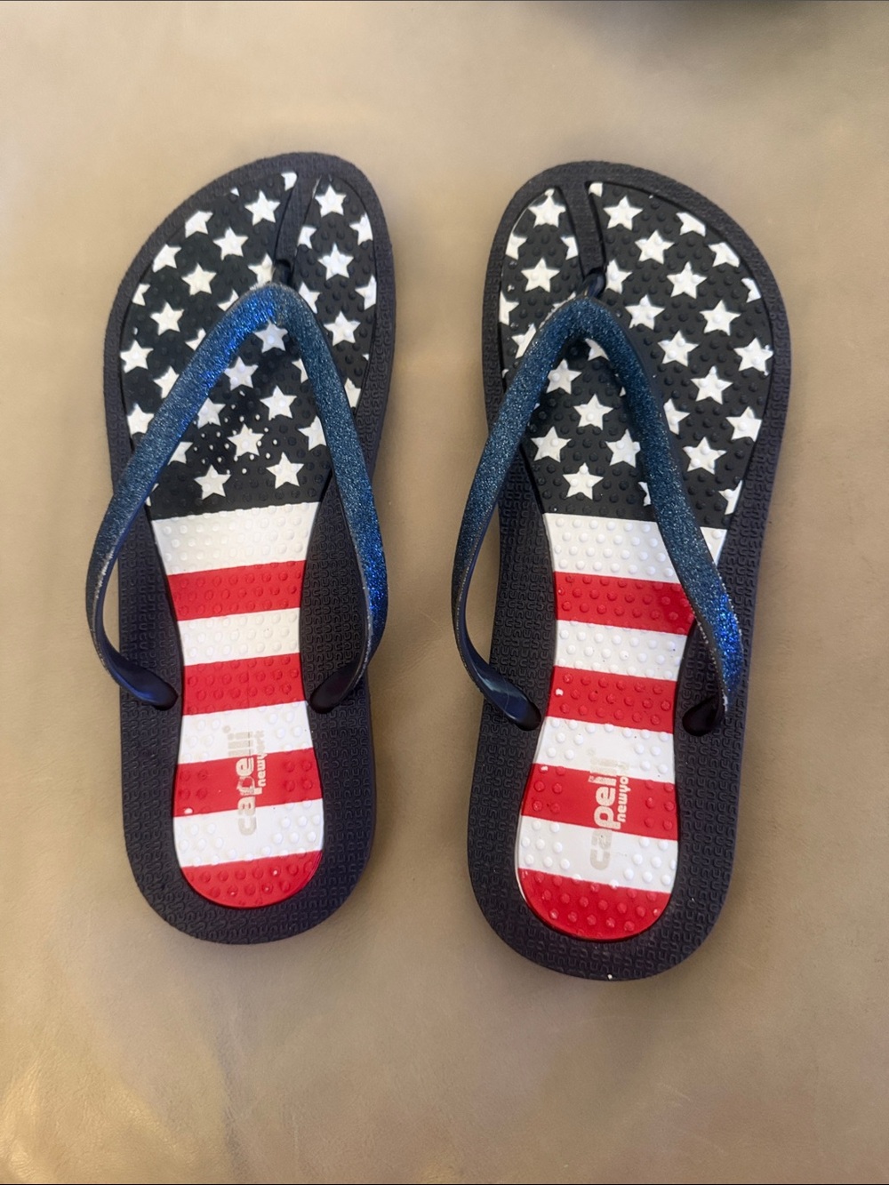 Capelli New York American Flag Flip Flops - Red, White & Blue Sz 8
